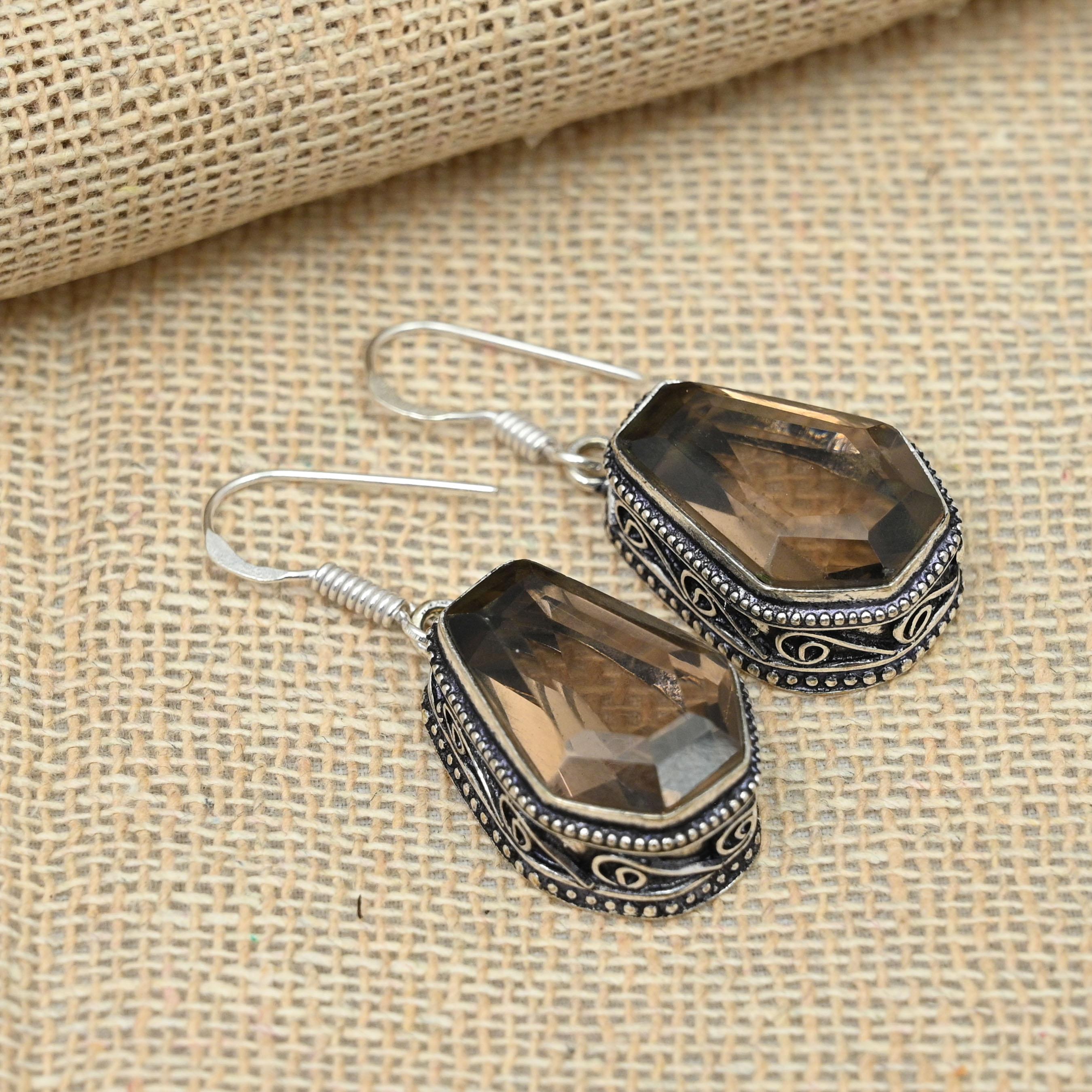 

Серьги с дымчатым топазом и драгоценными камнями, ювелирные изделия ручной работы из твердого серебра 925 пробы для женщин 1.57 коричневый