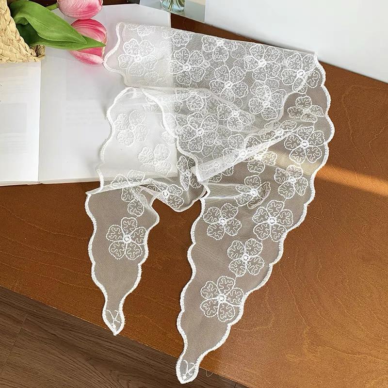 Foulard Triangulaire Dentelle Blanche Femme - Été, à Nouer Cheveux Ou Cou