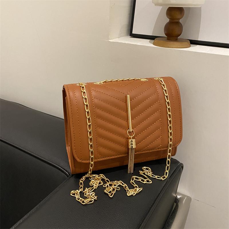 New Korean Fringed Shoulder Bag Simple High-end Street Fashion Chain Underarm Bag коричневый