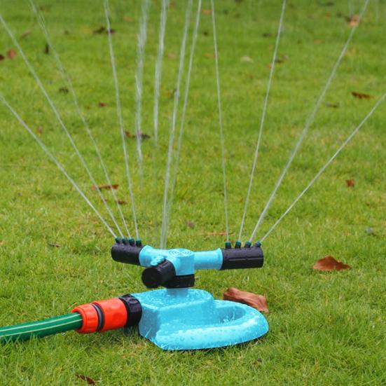 3-Arm Lawn Sprinkler 360 Degree Rotating Large Area Sprinkler Adjustable Water Spray