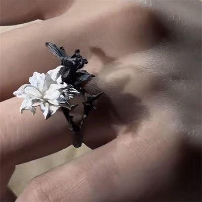 Monochromatický minimalistický prsten Mandala: Vysoce designová všestranná móda pro ukazováček