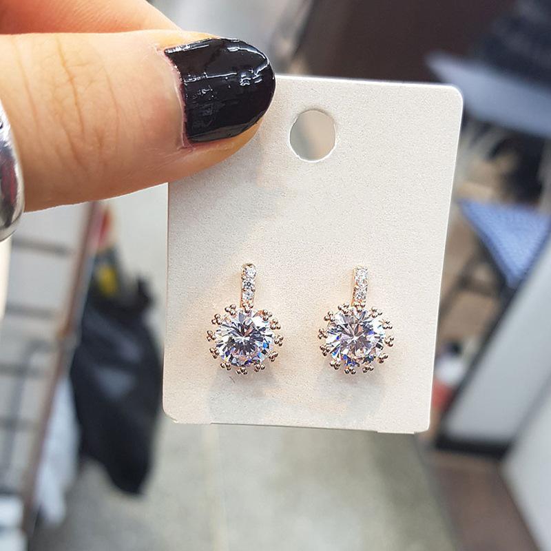 S925 Silver Needle Snowflake Rhinestone Stud Earrings - Korean Style, Versatile, Fashionable Ear Accessories for Women