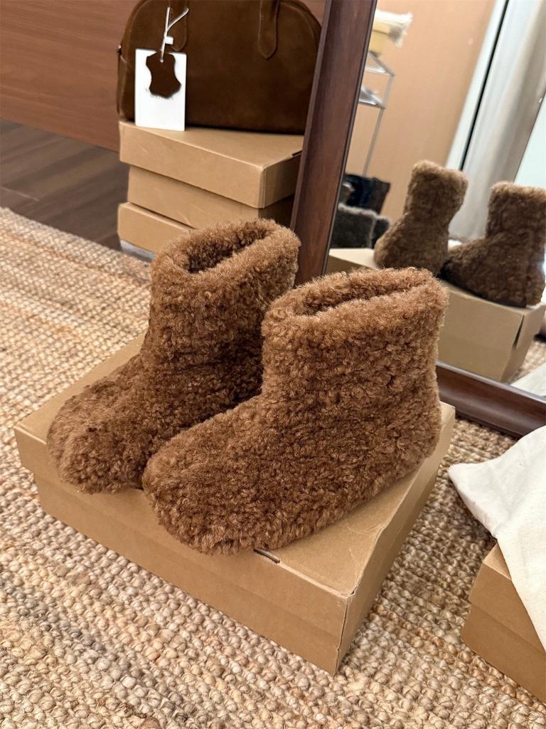 Inner heightening snow boots short boots season piled thickened warm snow cotton shoes fluffy cotton boots
