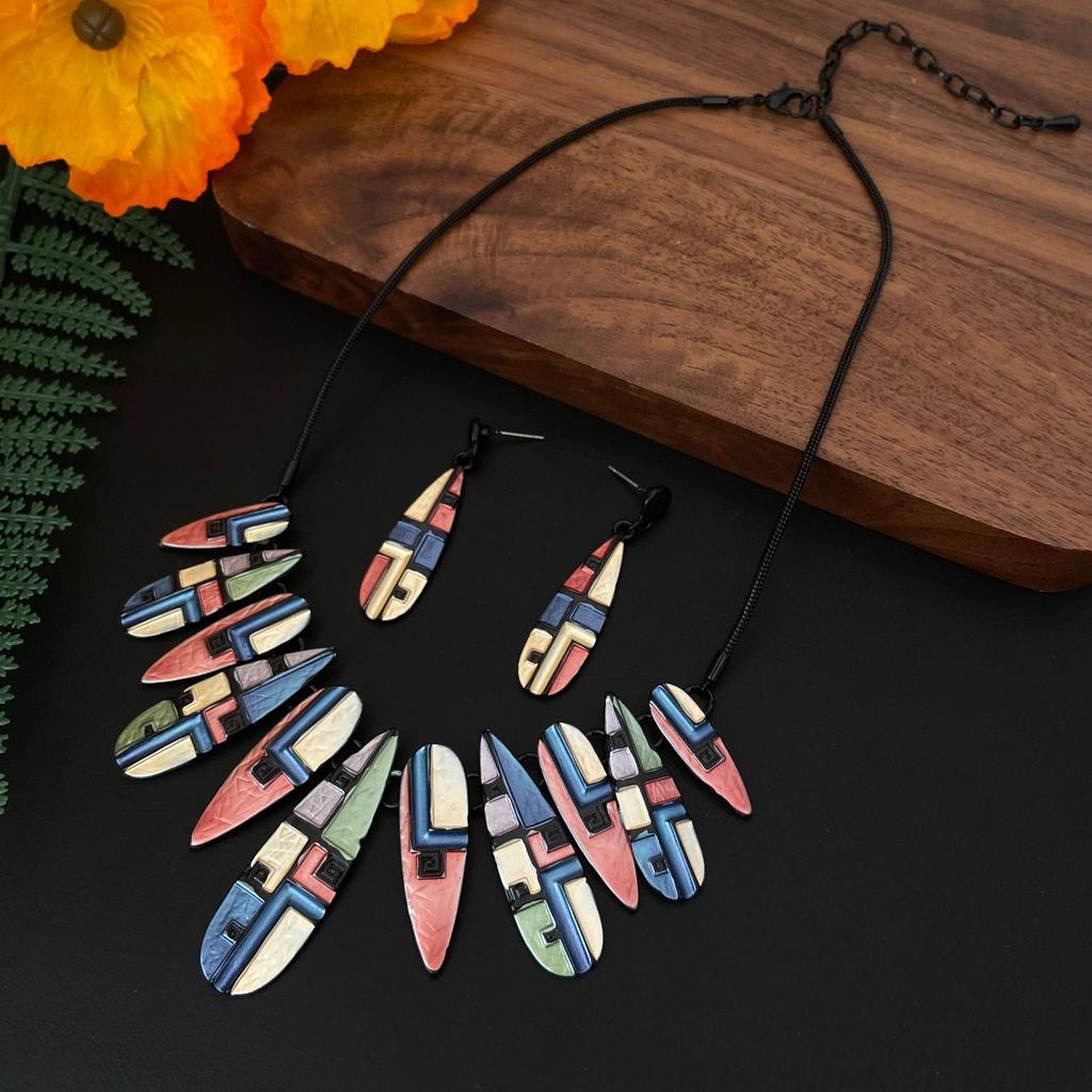 Luxury New Color Geometric Totem Necklace Earrings Set, Bohemian Ladies Premium Jewelry Set