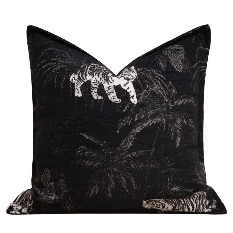 Middle Ancient Style High-end Living Room Sofa Decoration Cushion Cover Exquisite Tiger and Cheetah Pattern Pillowcase
