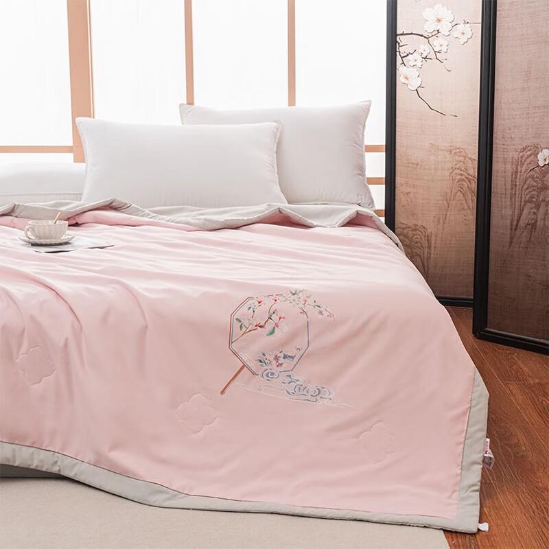 Dohia Lightweight Brushed Summer Quilt