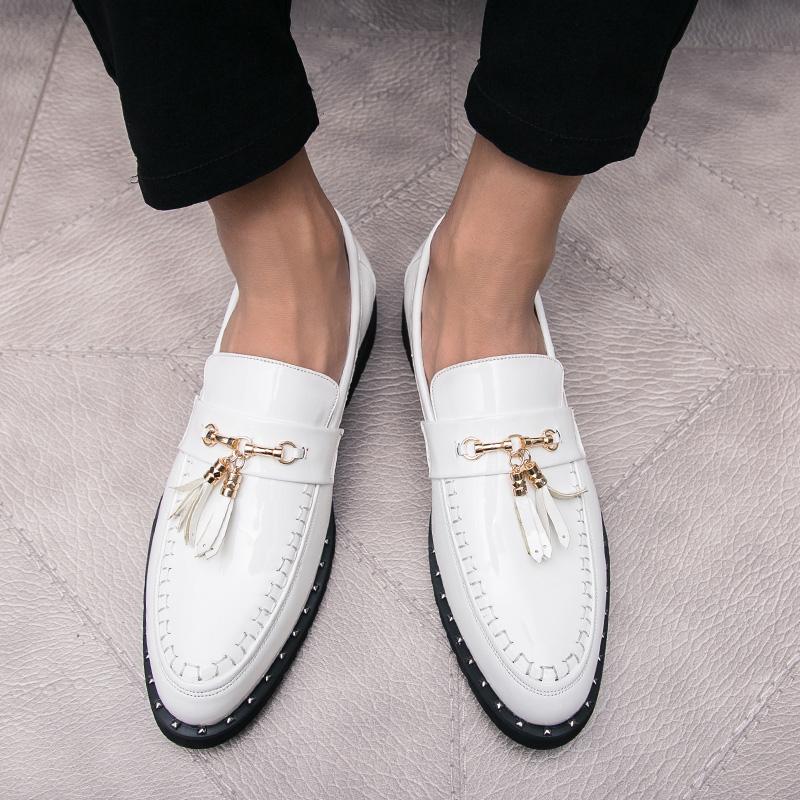 Fashion Slip on Casual men's loafers Nightclub leisure party style 38-46 Plus size Daily Adults Outdoor Lacquer leather shoes Hot