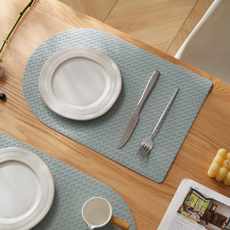 Nordic Luxury PVC Leather Placemats Heat Resistant Oil Proof Dining Table Mats Grid Pattern Cup Mats Bowl Pads for Kitchen Decor