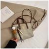 Trend Versatile Portable Bucket Bag Women's 2025 New Fashion Casual Shoulder Bag Premium Commuter Messenger Women's Bag