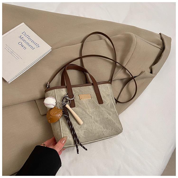 Trend Versatile Portable Bucket Bag Women's 2025 New Fashion Casual Shoulder Bag Premium Commuter Messenger Women's Bag