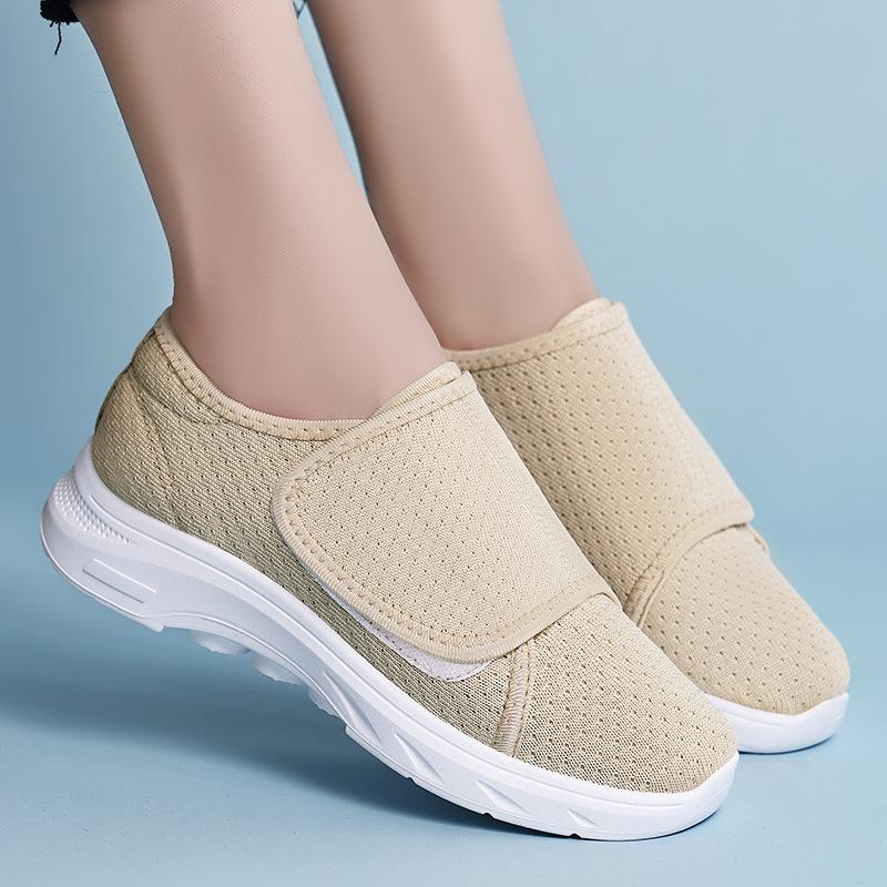 Shoes women's versatile summer new comfortable mother shoes Velcro lightweight casual shoes women's shoes soft sole not tired feet