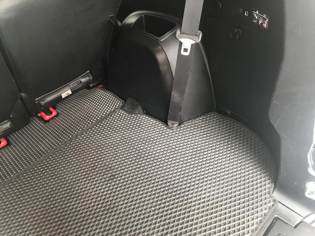Kofferraummatte (EVA schwarz) 7-Sitzer Mit Subwoofer für Peugeot 4007
