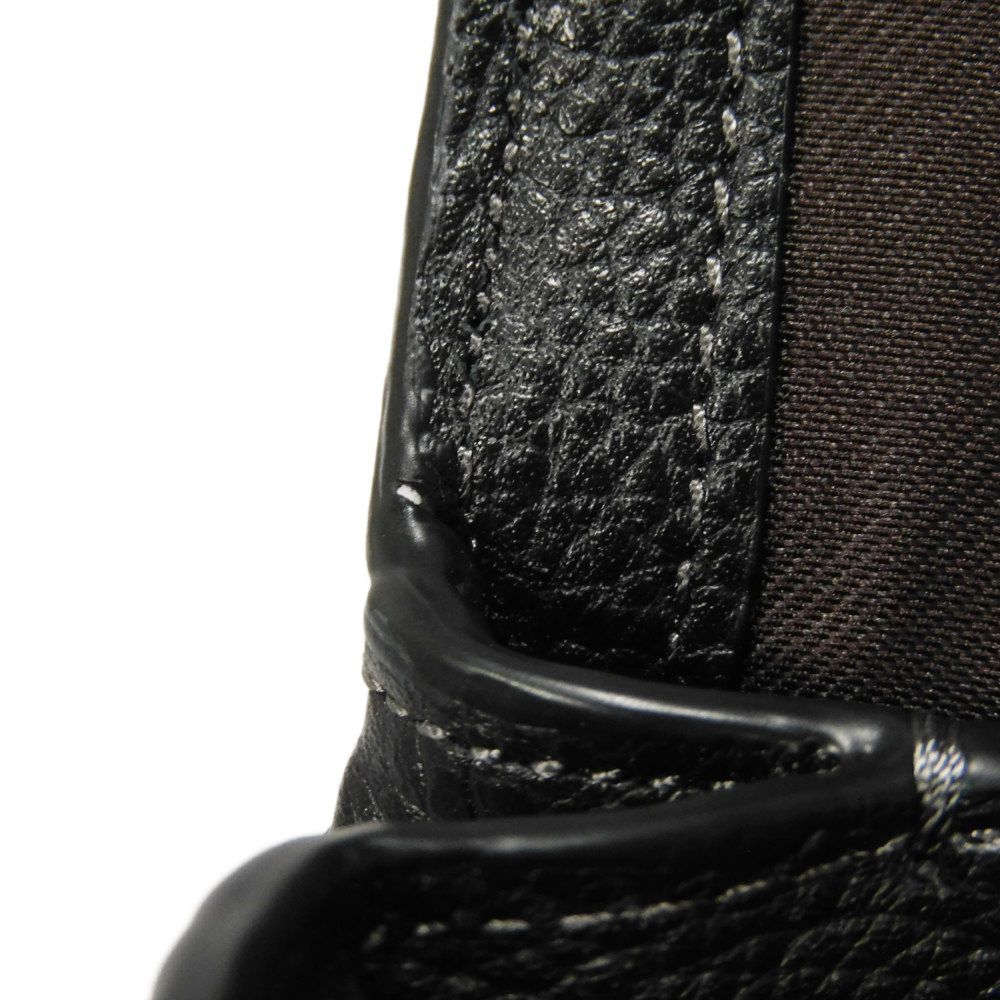 Used Cathy Crossbody 19 CR663 7922 (current model) with C logo and flower chain 3-way shoulder bag. Excellent