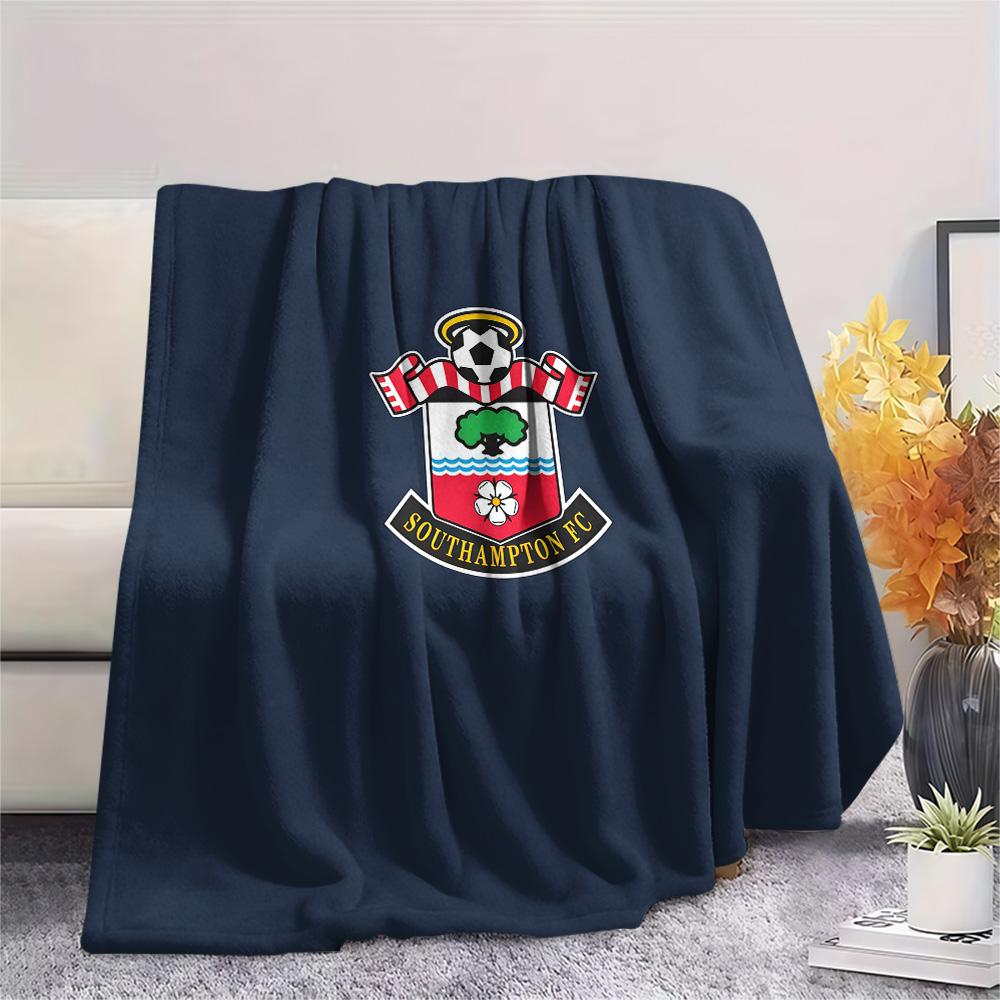 Southampton F.C Flannel Blanket, High Quality Comfortable for All Seasons, Home Decor, Warmth and Comfort