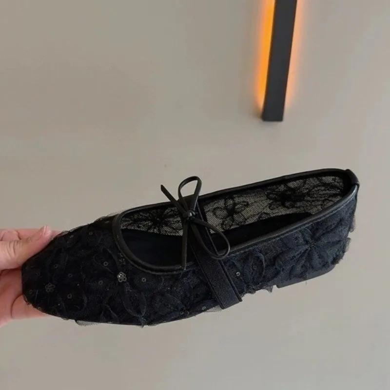 Fashion Women Flats Fashion Slip on Loafers Comfort Sneakers Women Spring Lace Mary Jane Shoes Street Style Soft Sole Dress Flat Shoes