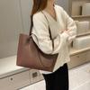 Fashion Commuter Large Capacity Tote Bag Women's Armpit Bag New Spring Trend Fashion Portable Shoulder Bag Women