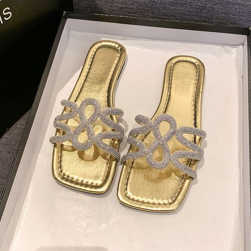 Popular Flat-bottomed Slippers for Women's Outerwear 2025 Summer New Rhinestones Fried Street One-word Fashionable Versatile Sandals