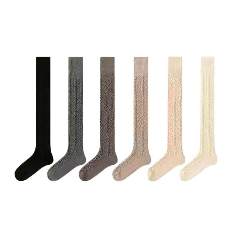 Autumn and Winter Socks: Women's Twisted Calf Socks, Solid-colored Over-the-knee Socks, Versatile Socks