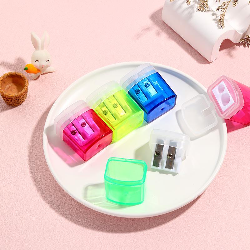 Double-hole Covered Plastic Pencil Sharpener for Students - Cute, Hand-cranked Children's Stationery Gift