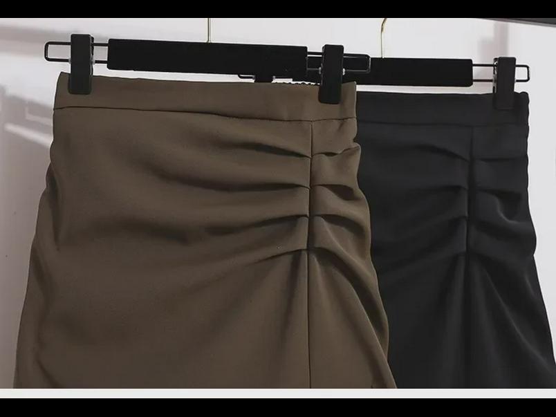 Hochwertiger schwarzer Schlitzrock für Damen – mittellang, hohe Taille, schmale Passform für Frühling und Herbst 2024