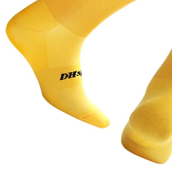 1 Pair Anti-Slip Silicone Wear Resistant Thin Sport Socks Letter Print Mid-Tube Unisex