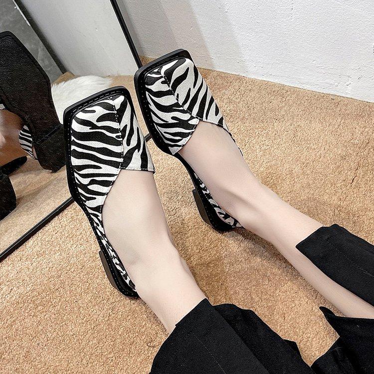 Women's Summer Square Toe Sandals Plus Size Casual Buckle Sandals Office Sandals