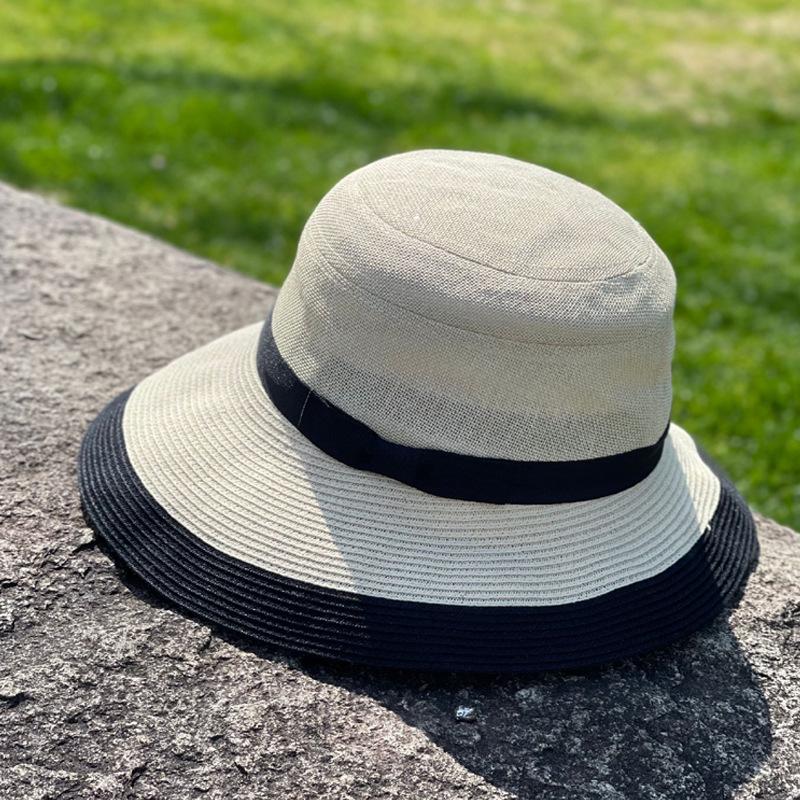 

Женская шляпа с широкими полями из соломы для летних путешествий - Защита от солнца, шляпа для отпуска, высококлассный японский стиль One Size чёрный