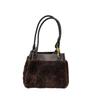 Outono e inverno nova bolsa de paraquedas de lã de cordeiro de mão nicho versátil bolsa de ombro mensageiro feminina bolsa balde de moda para o dia a dia