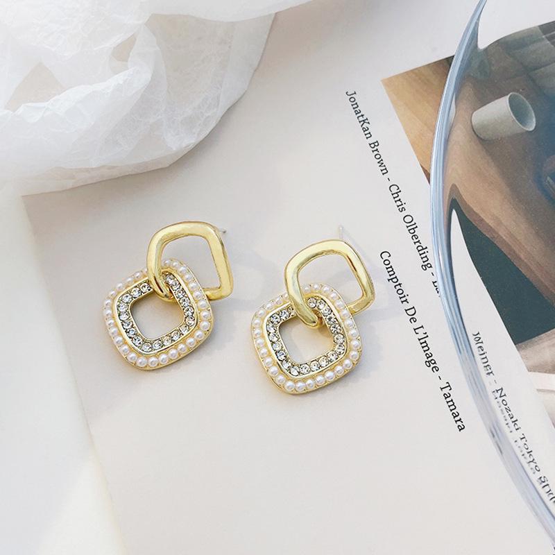 Elegant S925 Sterling Silver Pearl Stud Earrings - 2023 Internet Celebrity Style