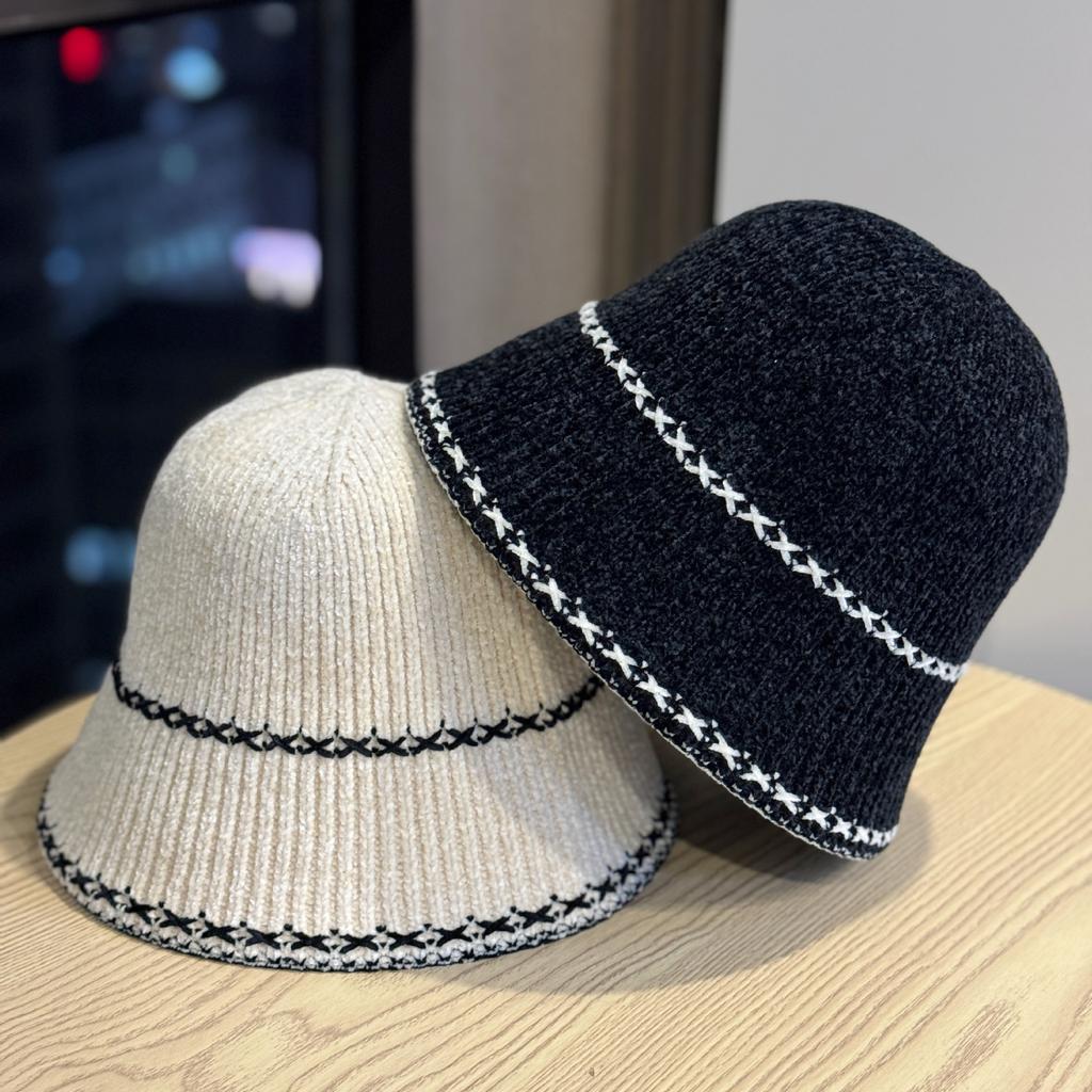 New Autumn and Winter All Match Knitted Bucket Hat for Women Outdoor Warm Plain Face Covering Fisherman Hat Showing Face Small Basin Hat
