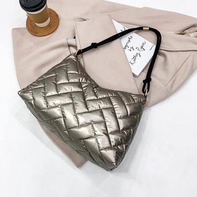 Winter Warme Raum Unten frauen Schulter Tasche Luxus Designer Stepp Plaid Licht Nylon Damen Weibliche Tasche Handtaschen für Frauen