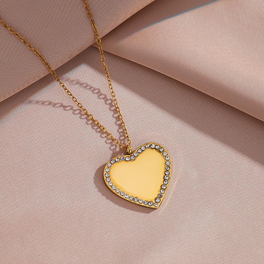 Fashion French pure heart necklace women's retro versatile temperament peach heart shape rhinestone collarbone chain pendant high sense