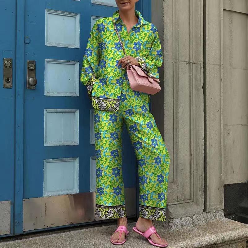 Grünes geometrisches Print Damenhemd und Wide Leg Hosen Kombinationsset