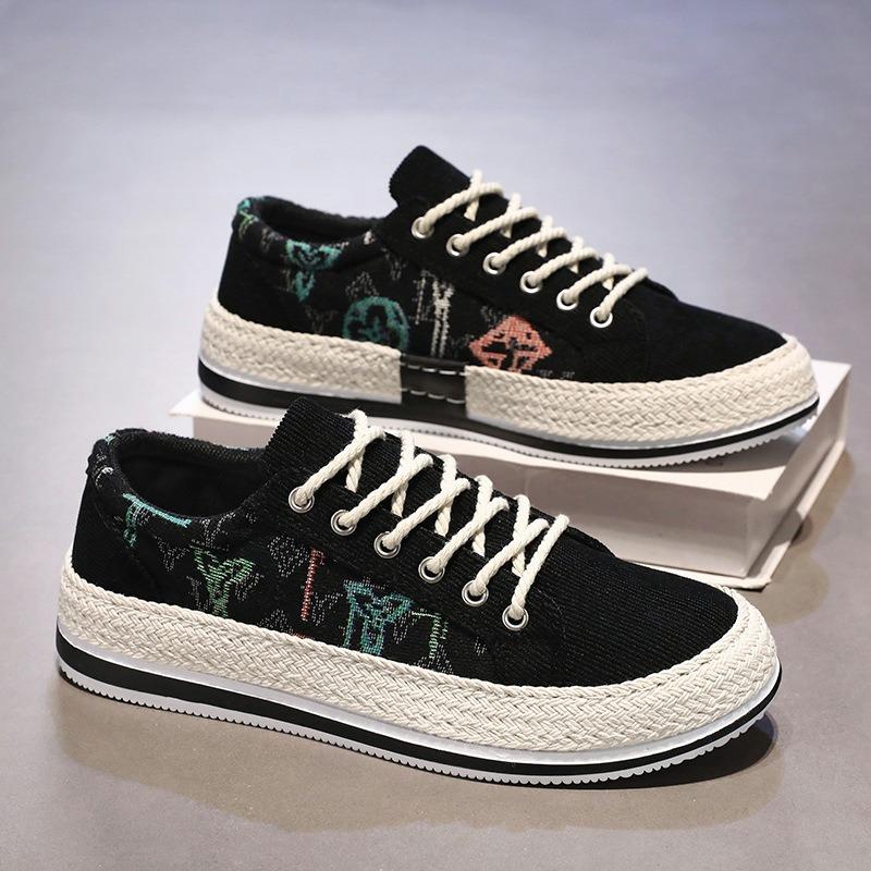 Fashion 2024 Men's Canvas Shoes Men Outdoor Trendy All-match Sneakers Handmade Cloth Breathable Vulcanized Shoes Comfortable Flat Shoes