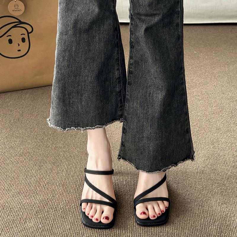 2024 Luxury Women Desinger Sandals Narrow Band Buckle Hollow Out Dress Shoes High Heels Sexy Summer Shoes Wedding Shoes Zapatos
