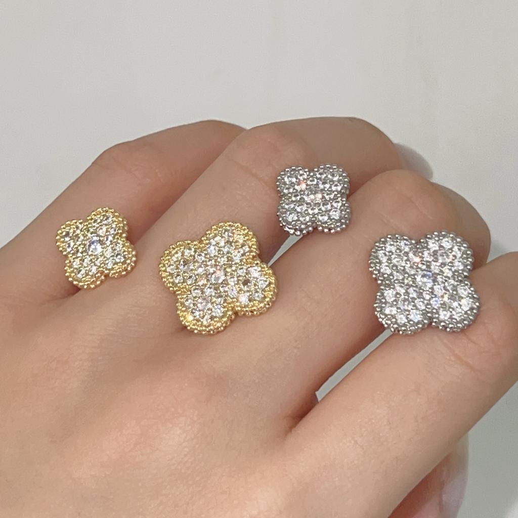 Inel Trifoi cu Patru Foi pentru Femei: Lux Subtil, Calitate High-End, Rezistent la Decolorare, Inel de Deget Simplu și Versatil