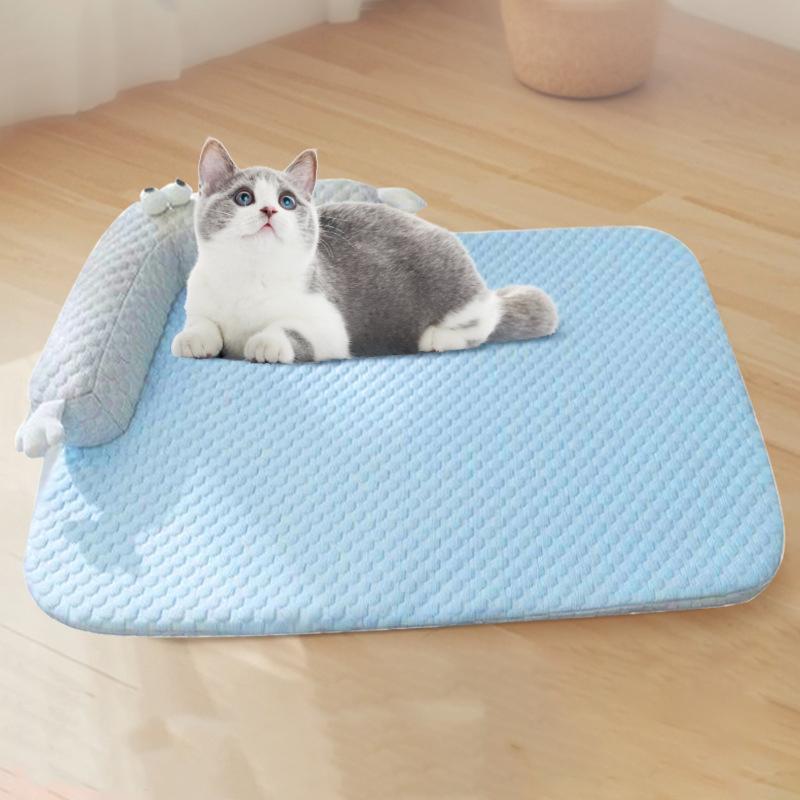 Summer Cooling Mat Sleeping Pad Pet Bed Mats Breathable And Absorbent Suitable For Small And Medium-Sized Cats And Dogs