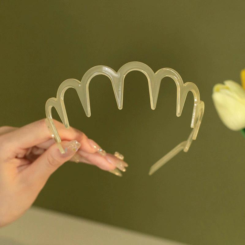 2024 New Versatile Korean Style Non-Slip Toothed Headband: Perfect for Frizzy Bangs, Outings, and Face Washing