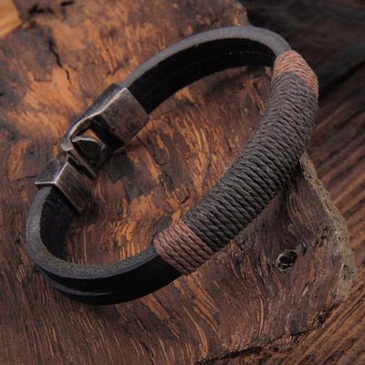 Men Vintage Wide Faux Leather Wristband Alloy Buckle Bracelet Cuff Jewelry Gift