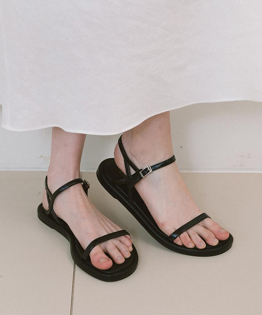 Laminez Lilt Strap Sandals - Black