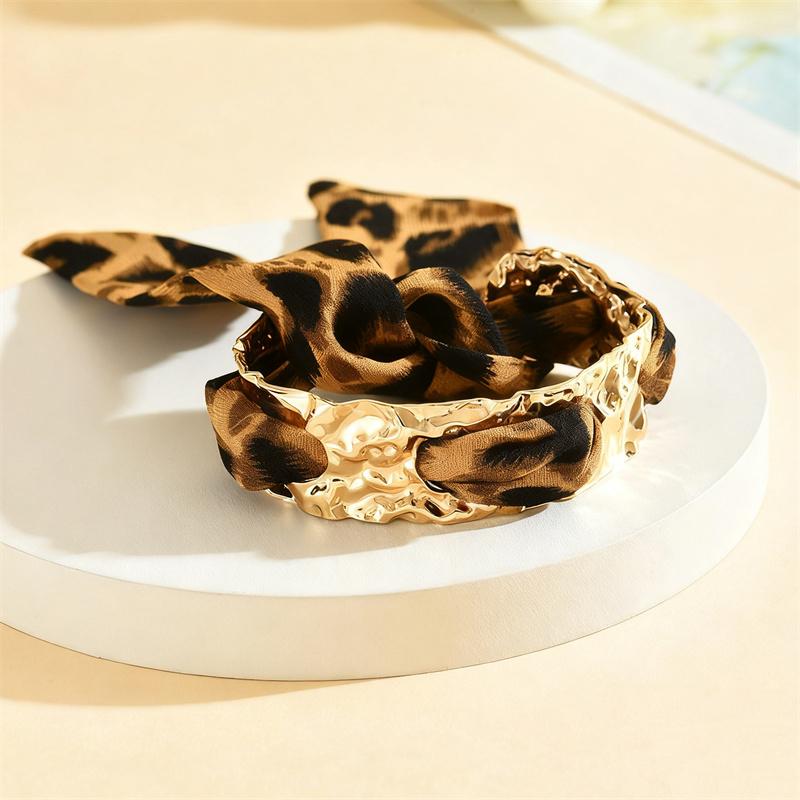 

European and American Vintage Leopard Print Silk Scarf Open Bangle for Women Fashionable Colorful Pattern Cuff Bracelet Jewelry