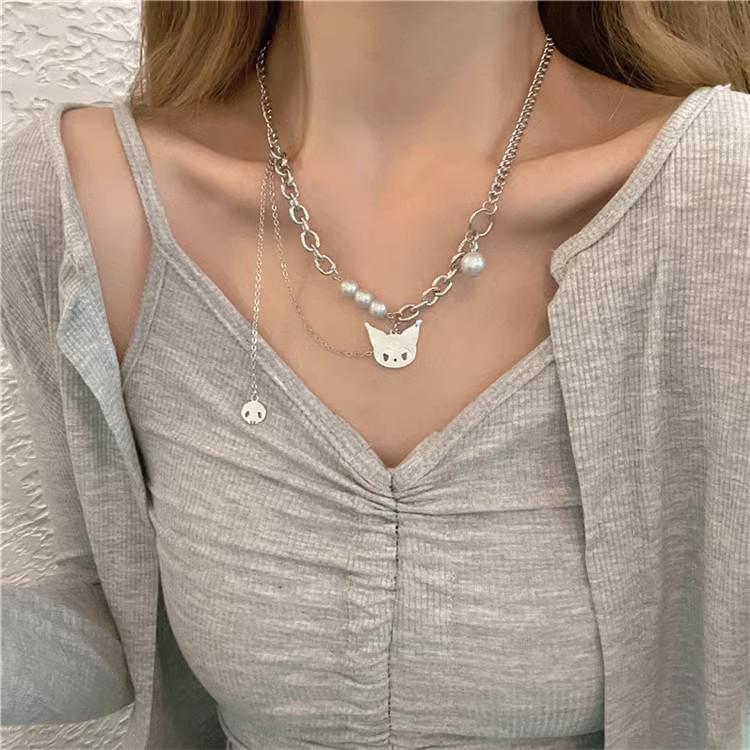 

Kuromi Pearl Rabbit Pendant Layered Necklace for Women - Cool Style Sweater Chain