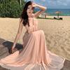 Strandurlaub Sexy rückenfreies Kleid mit Halsausschnitt Hochwertiges Design Sanftes Temperament Französischer langer Rock