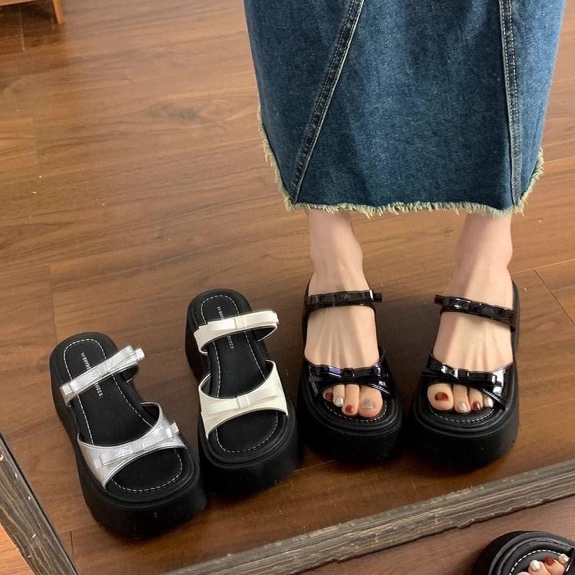 2025 spring new muffin thick-soled heightening slippers women's summer wear sandals small fashion popular cool slippers