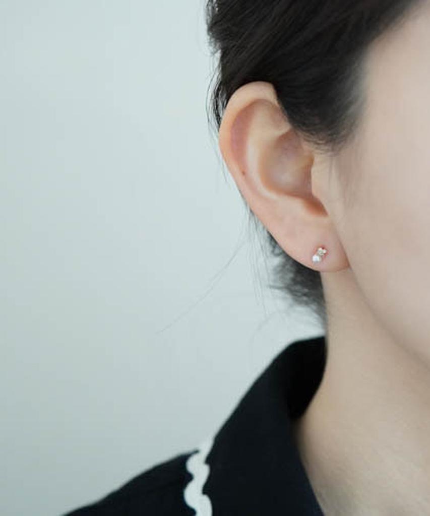 Alleun Silver 925 Swarovski Pearl Cubic Clover Silver Earrings