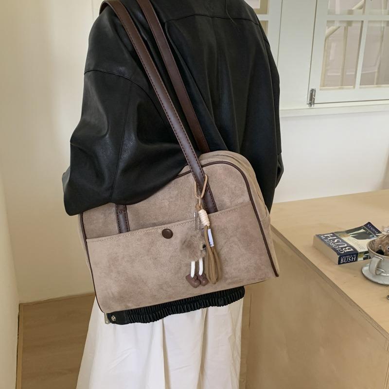 Retro Tasche Damen große Kapazität neu Herbst und Winter lässige Schulter Achseltasche Pendler Kissen Tasche