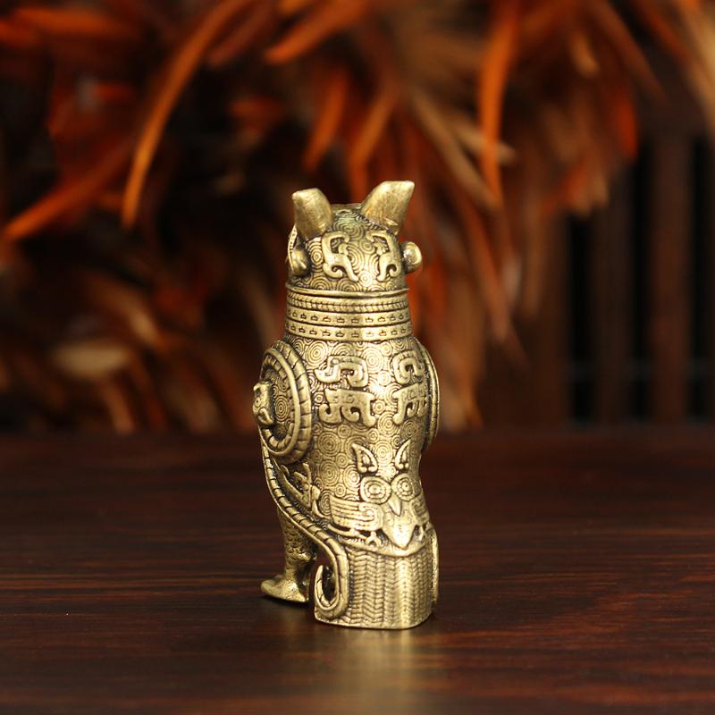 Ancient Owl Zun Bronze Vessel Retro Style Metal Craft For Tea Table Entrance Decor Chinese Cultural Artifact Collectible