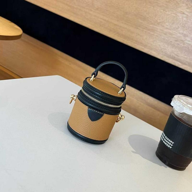 2026 new leather women's bag cylindrical vertical mini lunch box bucket bag chain earphone bag cosmetic bag cross-border batch