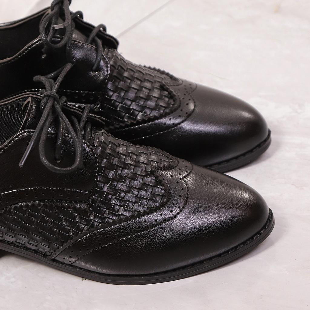 Mode 2025 Damenabsätze Brogues Oxford Schuhe Runde Zehenpartie Plateau Oxfordschuhe Neue Büro-Pumps Brogues Lochmuster-Pumps für Damen