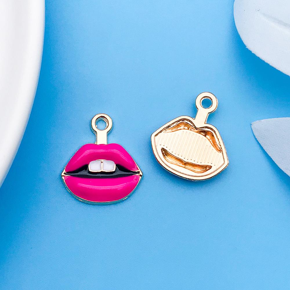 30 Cartoon Alloy Jewelry Pendants: Rose Red Drip Oil for DIY Bracelet and Handbag Accessories